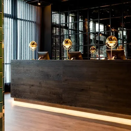 One Berlin-hackescher Markt Hotel 3*