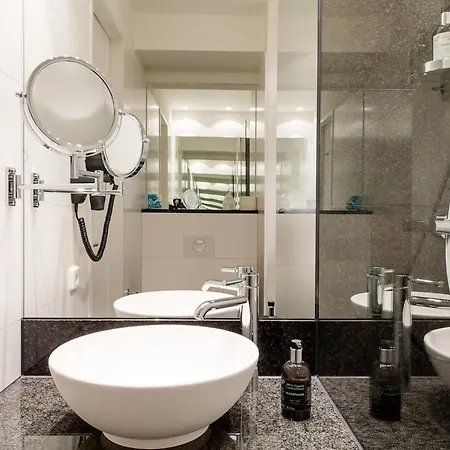 One Berlin-hackescher Markt Berlino