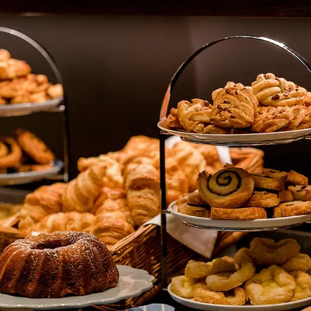 ワン ハッケンシャー マルクト ホテル