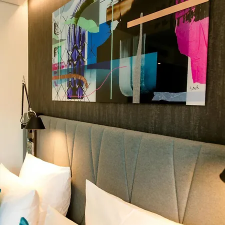 One Berlin-hackescher Markt Hotel 3*