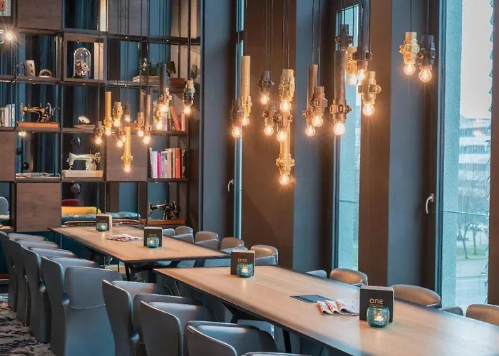 Hotel One Berlin-hackescher Markt 3*