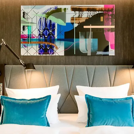 One Berlin-hackescher Markt Szálloda 3*