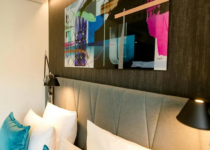 One Berlin-hackescher Markt Hotel 3*