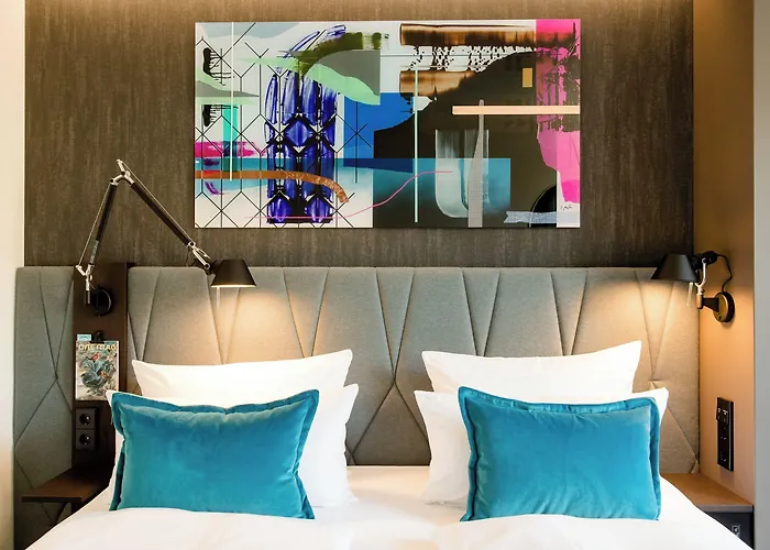 One Berlin-hackescher Markt 3*